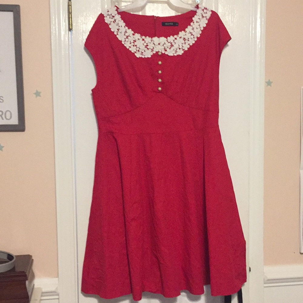 Elegant Red Midi Dress with Floral Collar